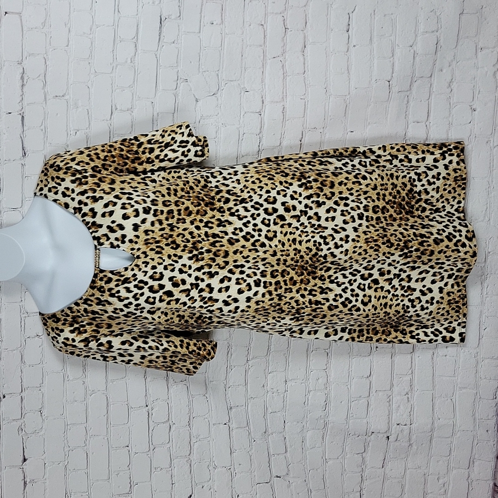 Janette Plus - Leopard Print Keyhole Dress 💘